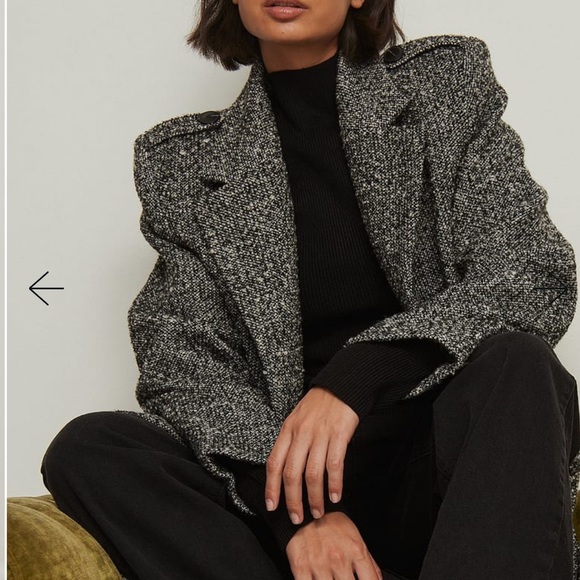 NA-KD Sharp Shoulder Maxi Coat - Picture 4 of 4